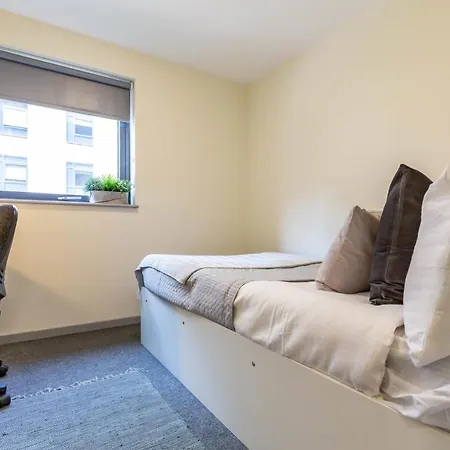 Bryson Court In Newcastle Apartment Exterior photo